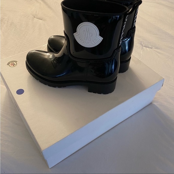 AUTHENTIC✅ MONCLER RAIN BOOTS - Picture 2 of 4